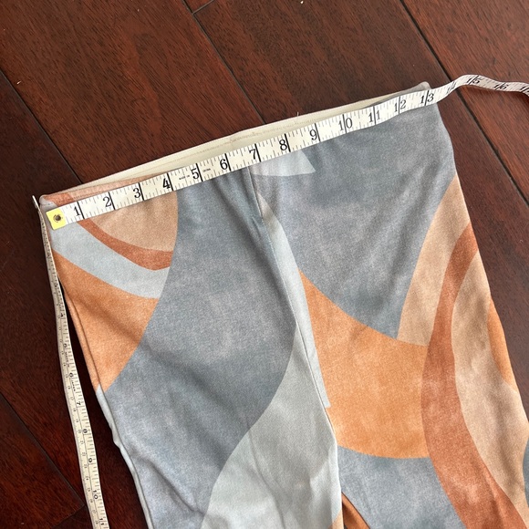 Show Me Your MuMu Maren Bell Bottom Pants Stretchy Size Small - Picture 4 of 6